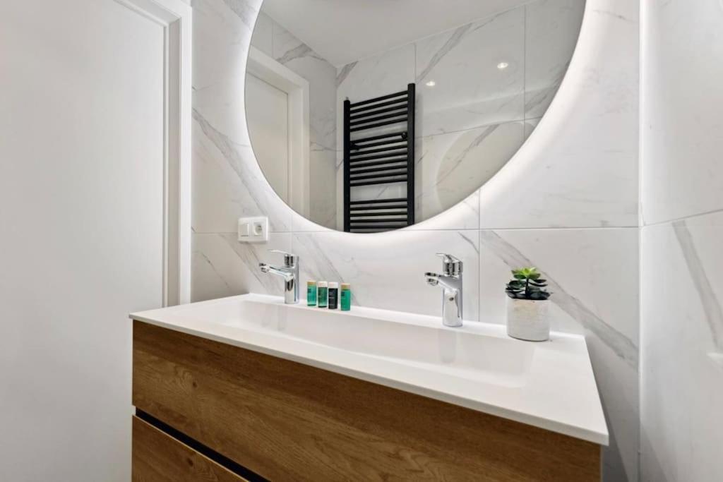 Raphaelle - Trendy Met 2 Slaapkamers Appartement
